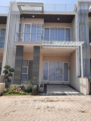 CnC Villa 1, Batu